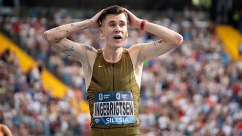 Jakob Ingebrigtsen and Mondo Duplantis break world records at .